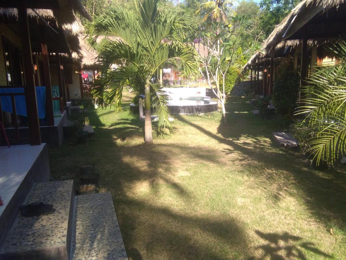 Airas' Garden Homestay Eco Bungalows Kuta  Esterno foto