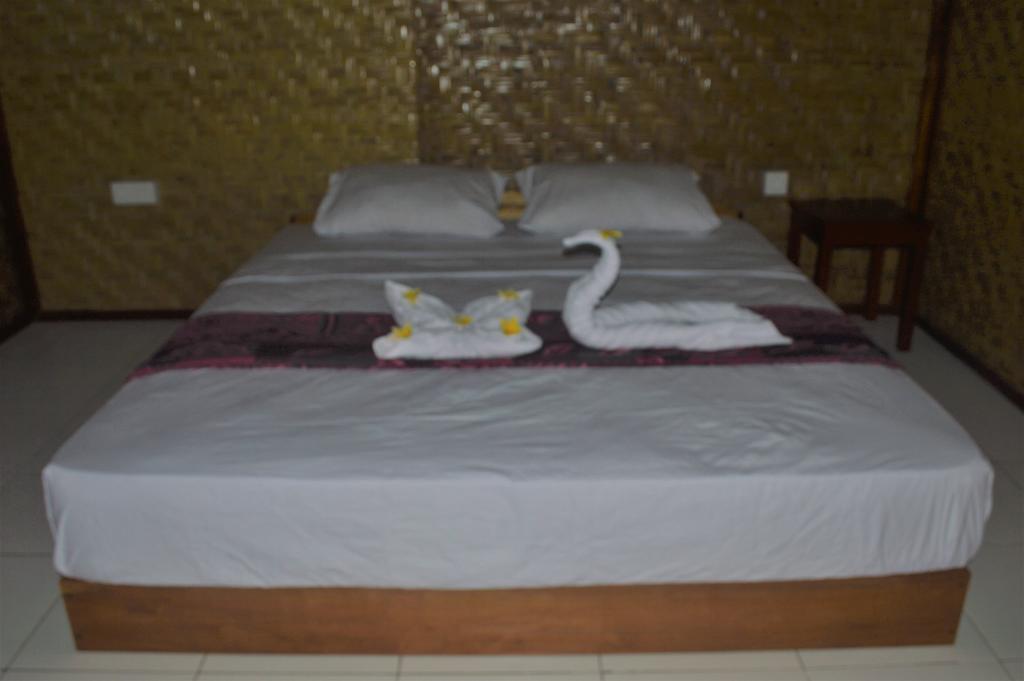 Airas' Garden Homestay Eco Bungalows Kuta  Esterno foto